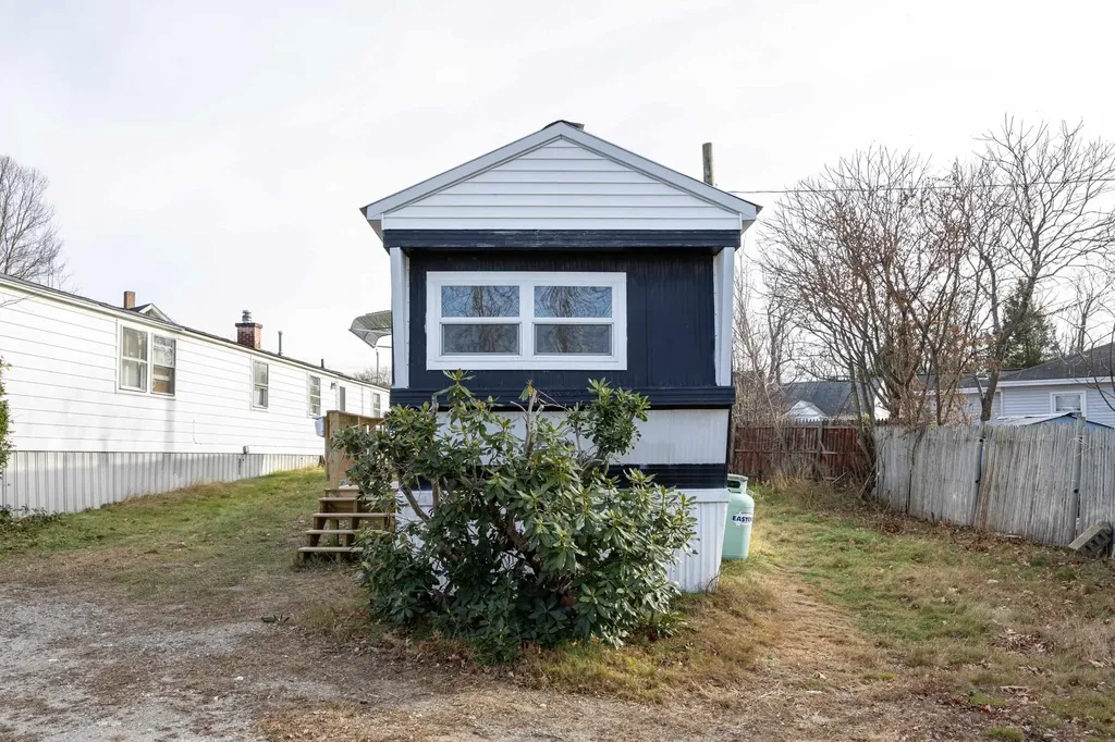 4 Rodger Road Allenstown NH 03275