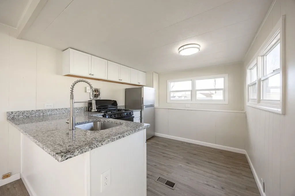 4 Rodger Road Allenstown NH 03275