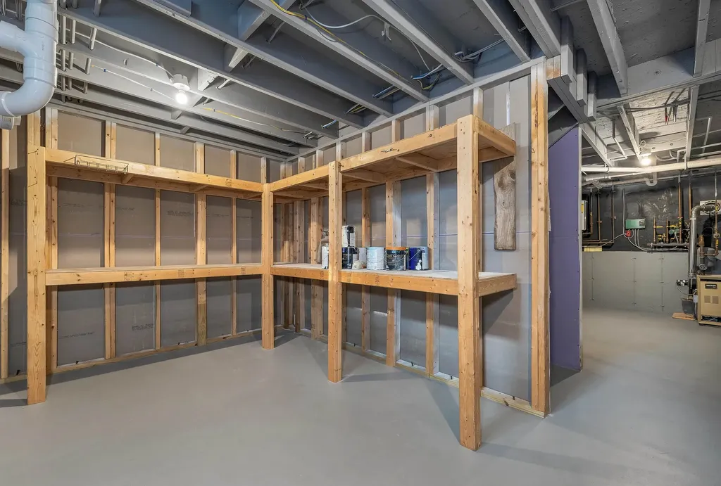 7 Cashell Lane Webster NH 03303