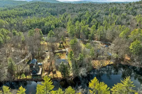 7 Cashell Lane Webster NH 03303