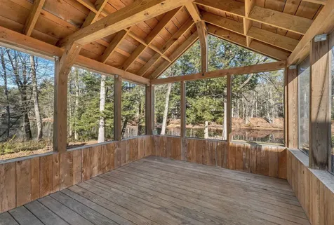 7 Cashell Lane Webster NH 03303