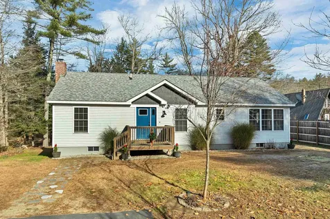 7 Cashell Lane Webster NH 03303