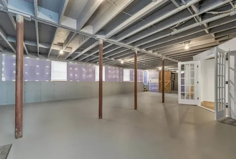 7 Cashell Lane Webster NH 03303