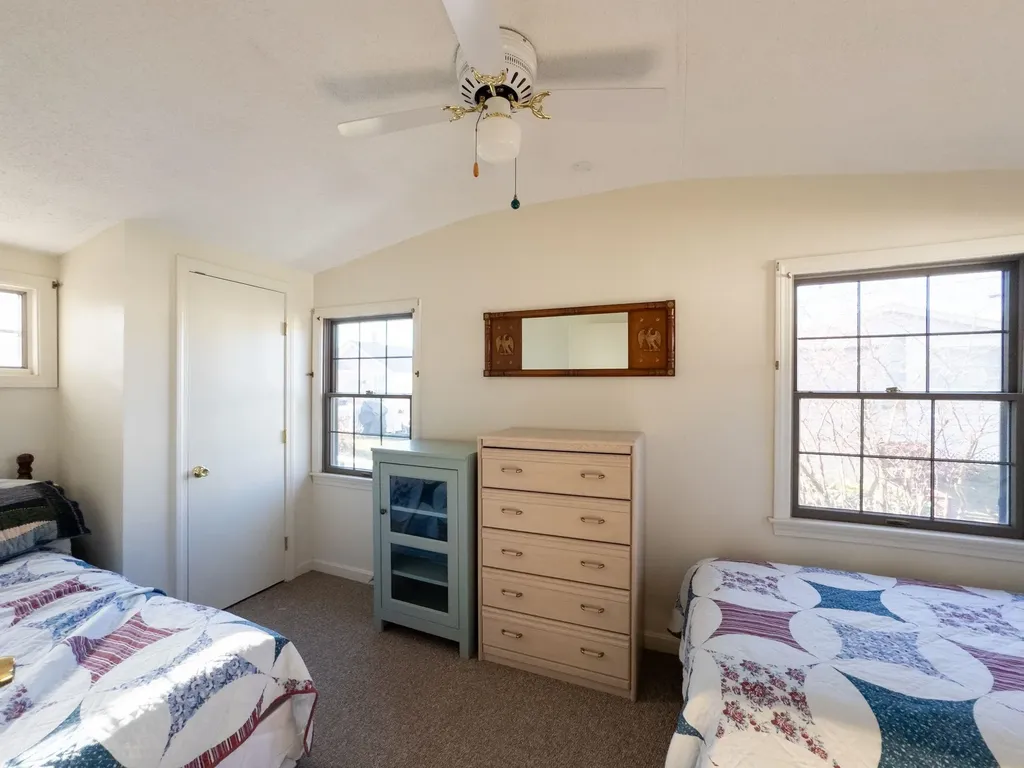 61 Acorn Road Hampton NH 03842