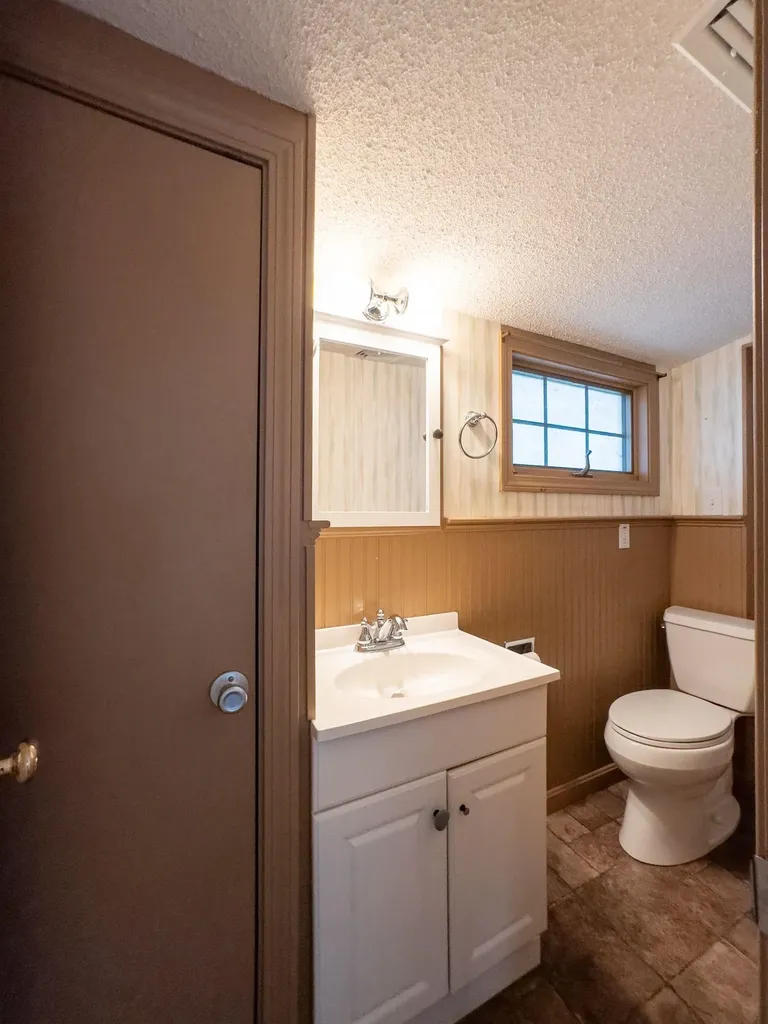 61 Acorn Road Hampton NH 03842