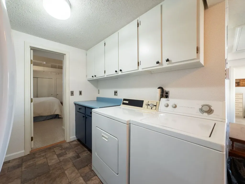 61 Acorn Road Hampton NH 03842