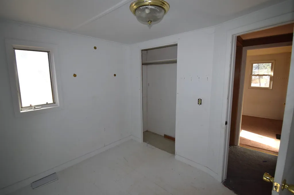 6 Dow Street Exeter NH 03833