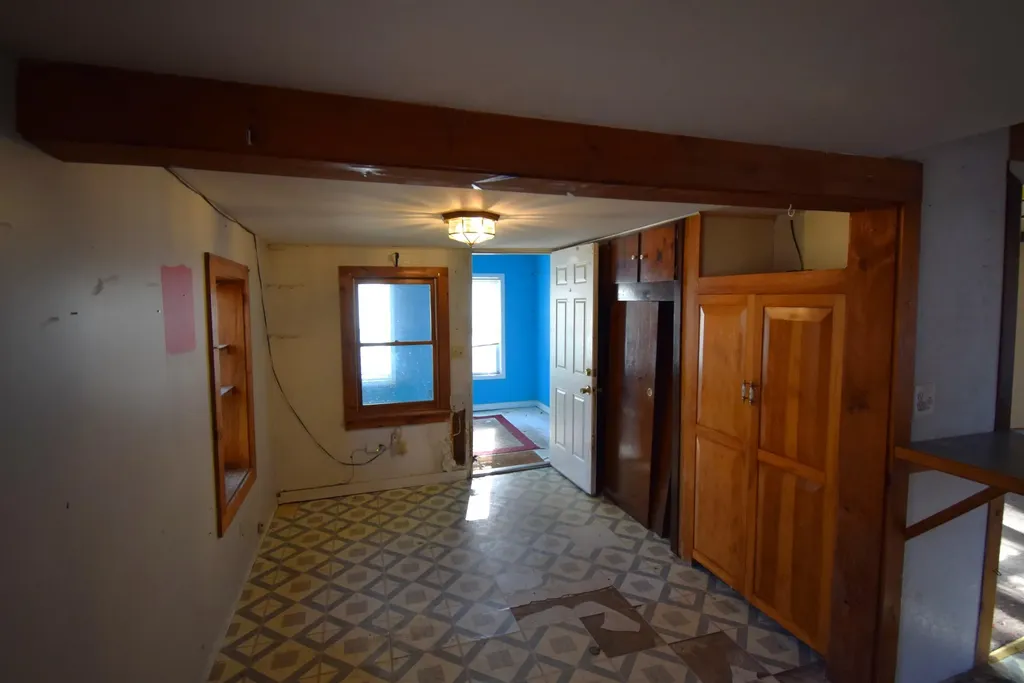 6 Dow Street Exeter NH 03833