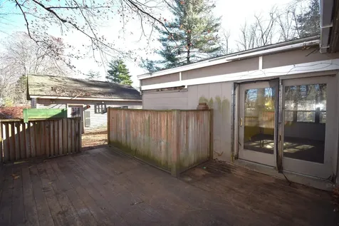 6 Dow Street Exeter NH 03833