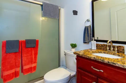 1033 Daniel Webster Highway Woodstock NH 03293