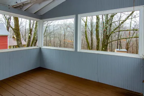 1033 Daniel Webster Highway Woodstock NH 03293