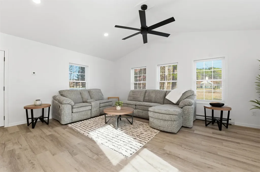 32 Boynton Road Meredith NH 03253