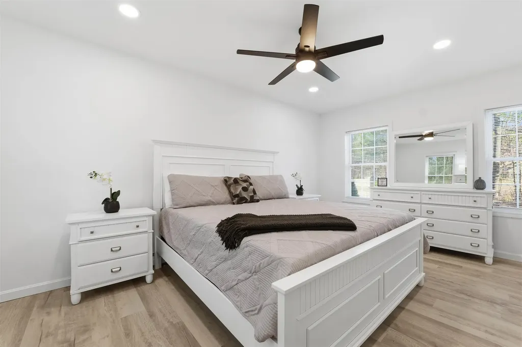 32 Boynton Road Meredith NH 03253