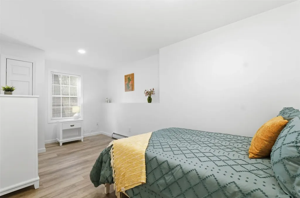 32 Boynton Road Meredith NH 03253