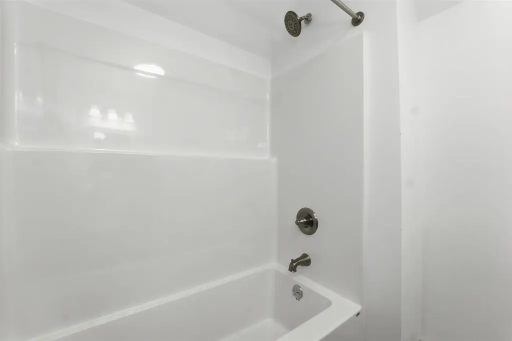 32 Boynton Road Meredith NH 03253