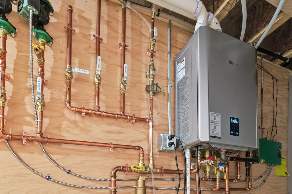 32 Boynton Road Meredith NH 03253