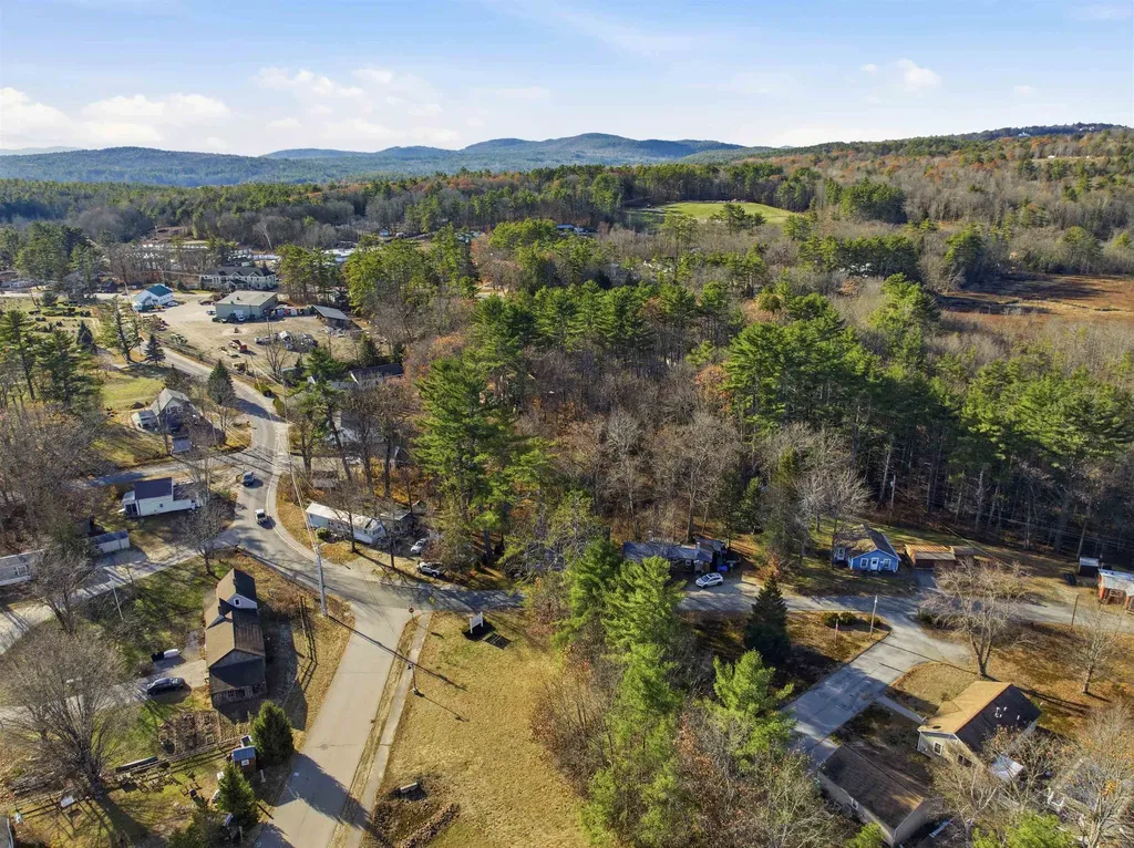 32 Boynton Road Meredith NH 03253