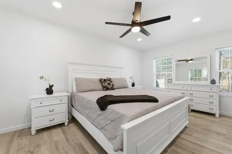 32 Boynton Road Meredith NH 03253