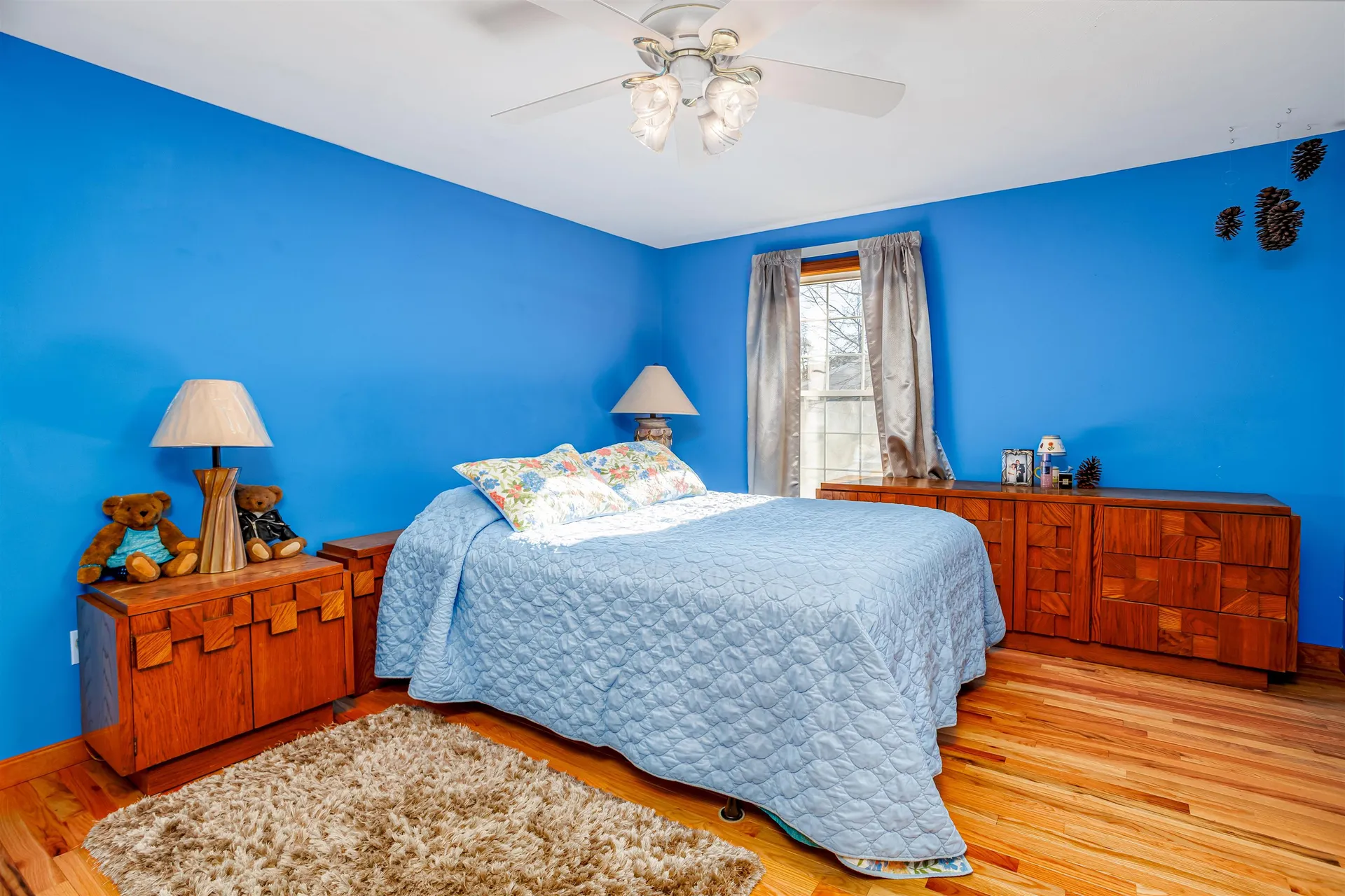 7 Robert Drive Nashua NH 03063