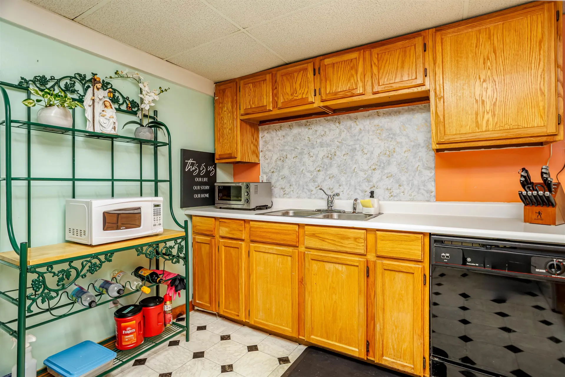 7 Robert Drive Nashua NH 03063