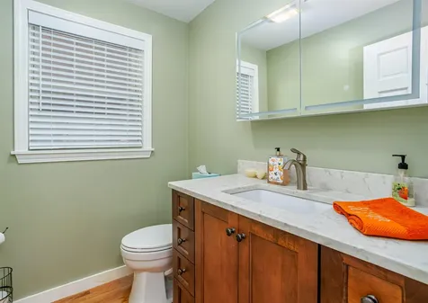 7 Robert Drive Nashua NH 03063