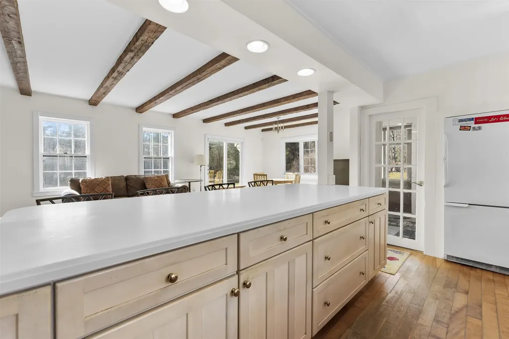 42 Blackberry Lane Jamaica VT 05343