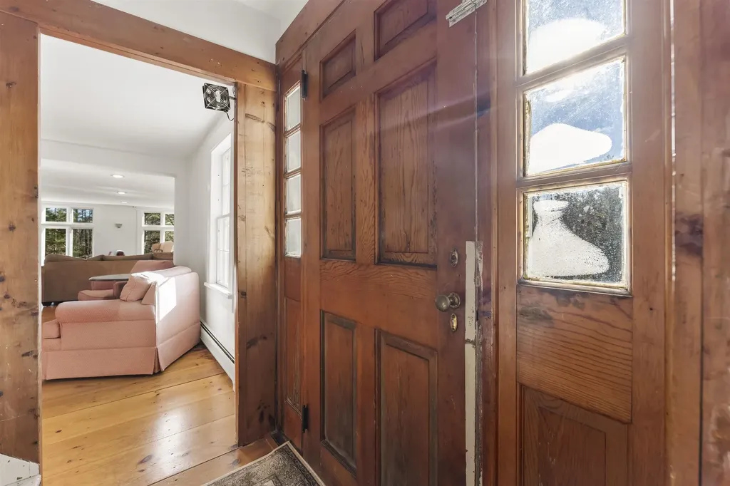 42 Blackberry Lane Jamaica VT 05343