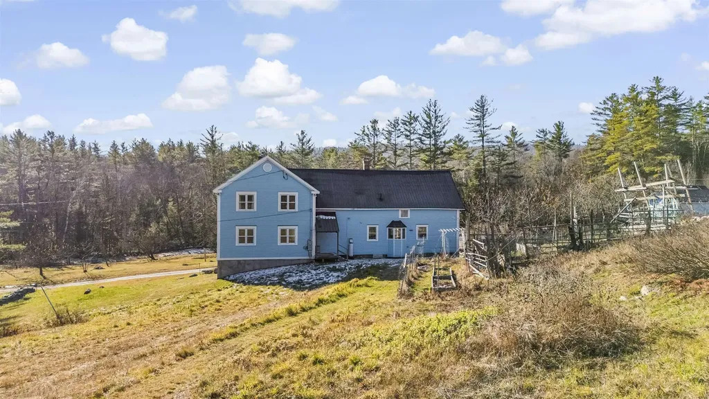 42 Blackberry Lane Jamaica VT 05343