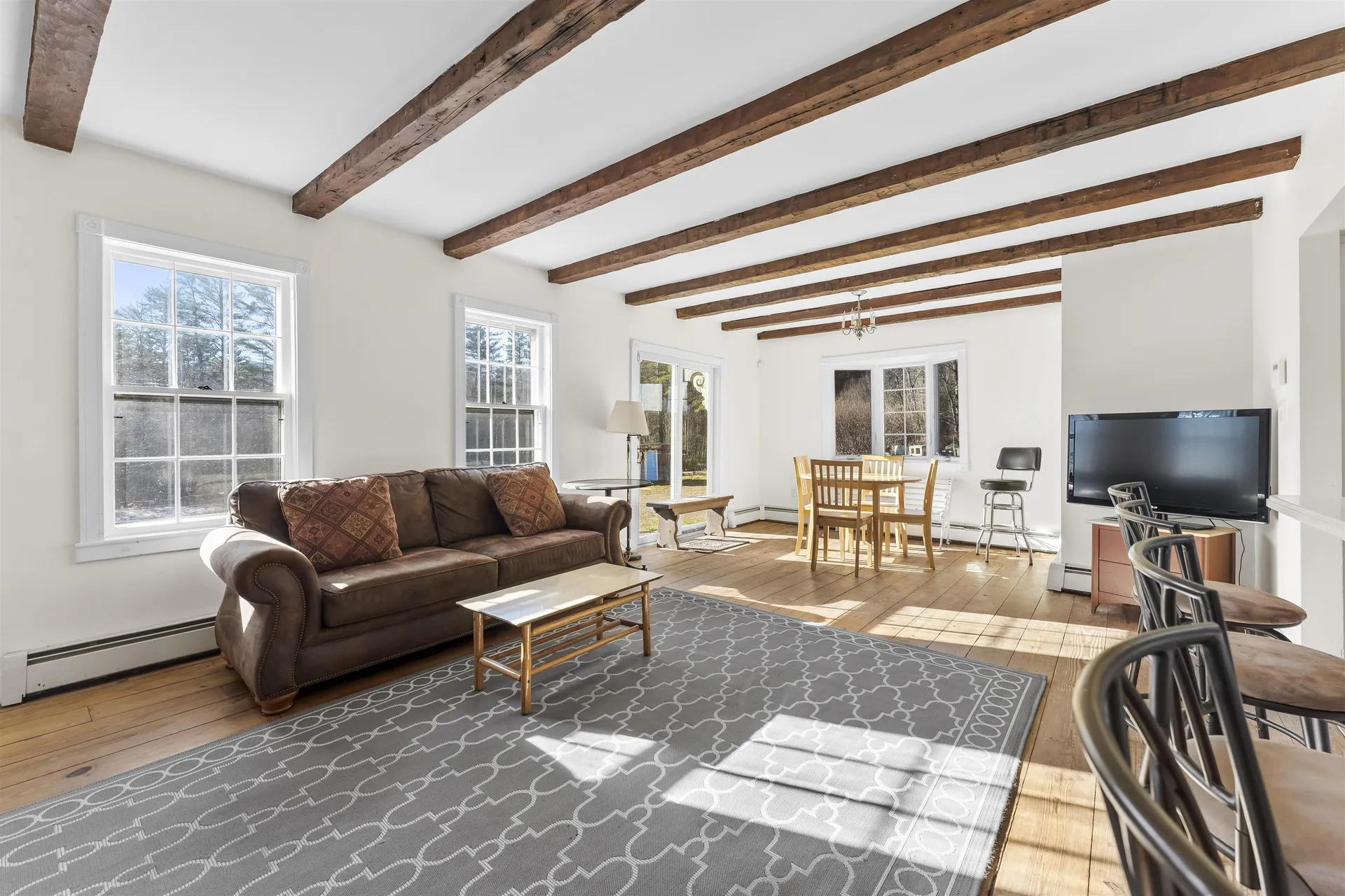 42 Blackberry Lane Jamaica VT 05343