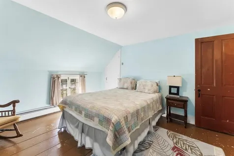 42 Blackberry Lane Jamaica VT 05343