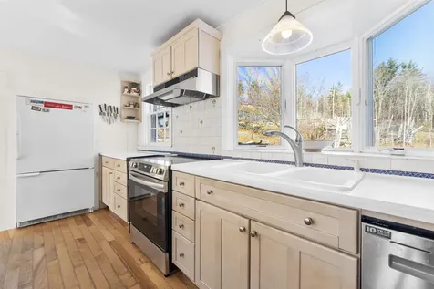 42 Blackberry Lane Jamaica VT 05343