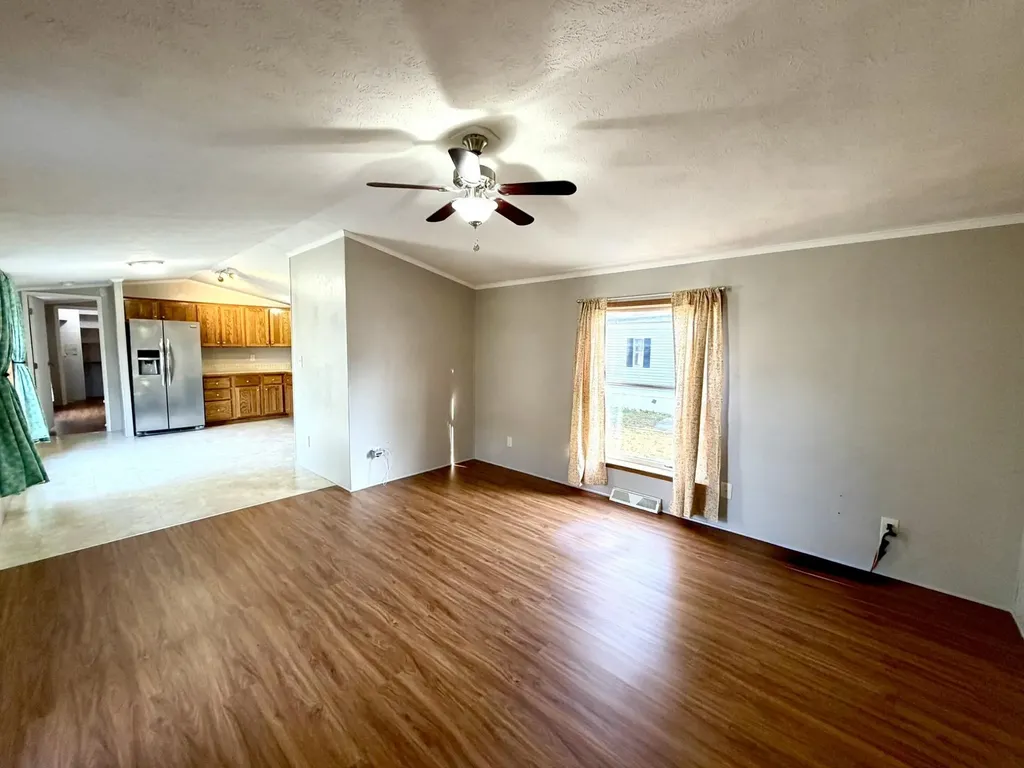 17 Blue Jay Court Keene NH 03431