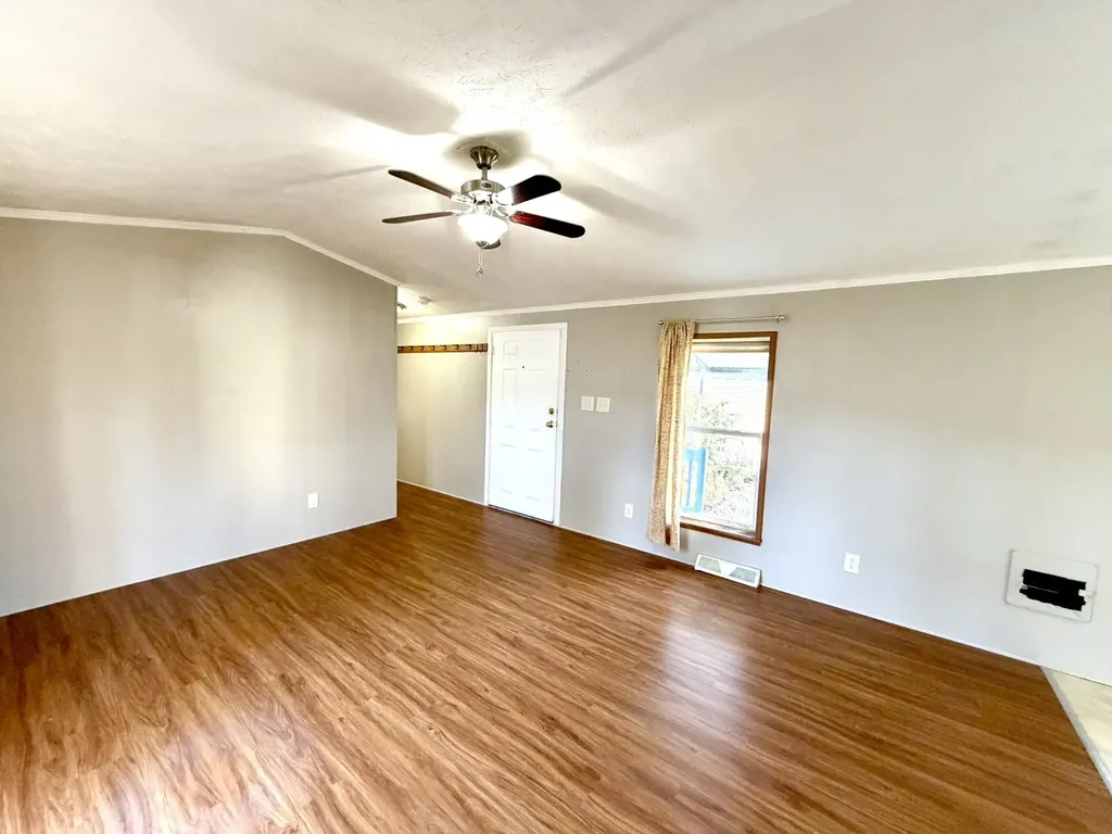 17 Blue Jay Court Keene NH 03431