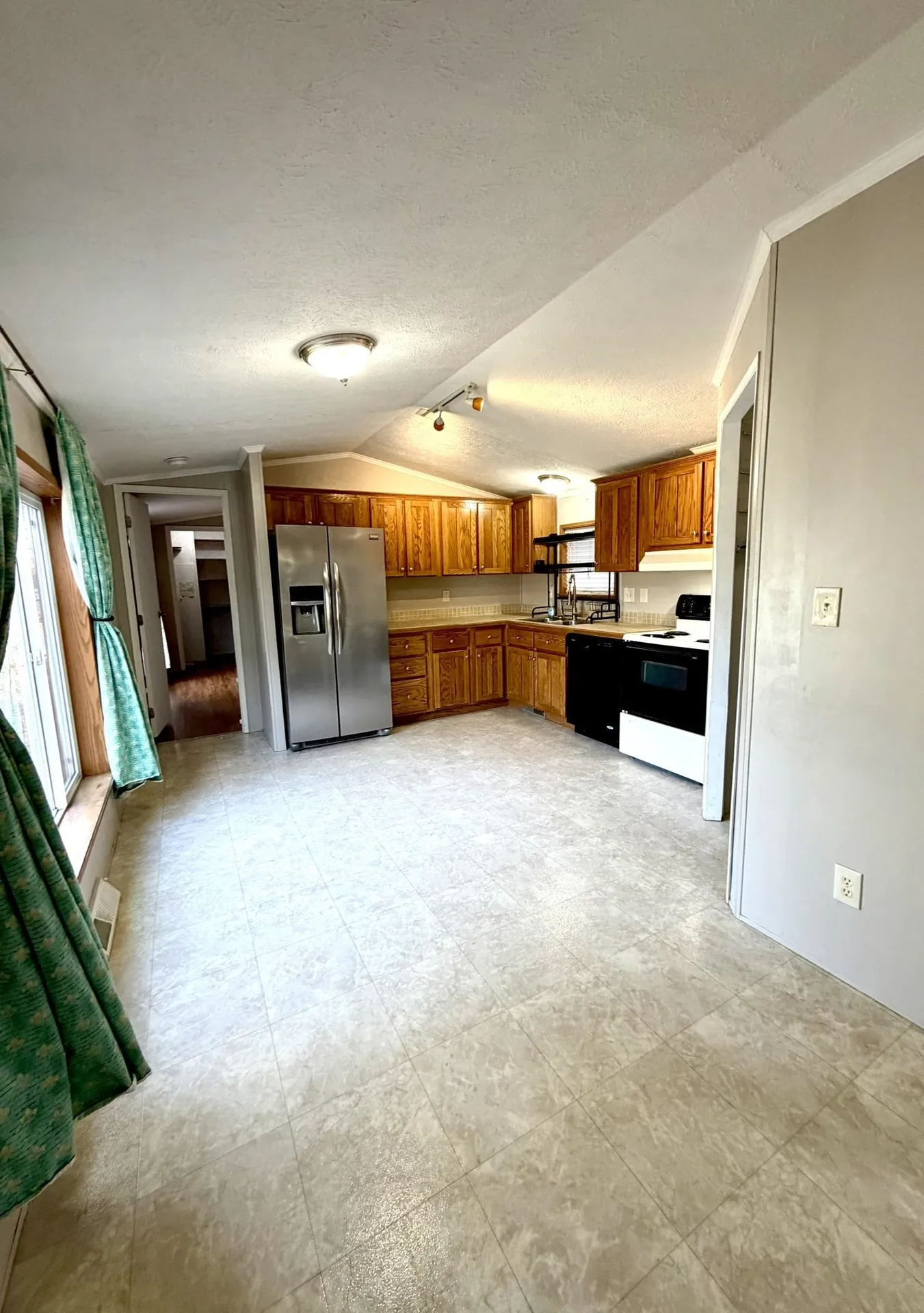 17 Blue Jay Court Keene NH 03431