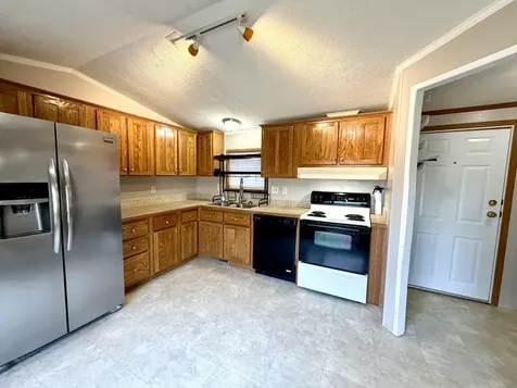 17 Blue Jay Court Keene NH 03431