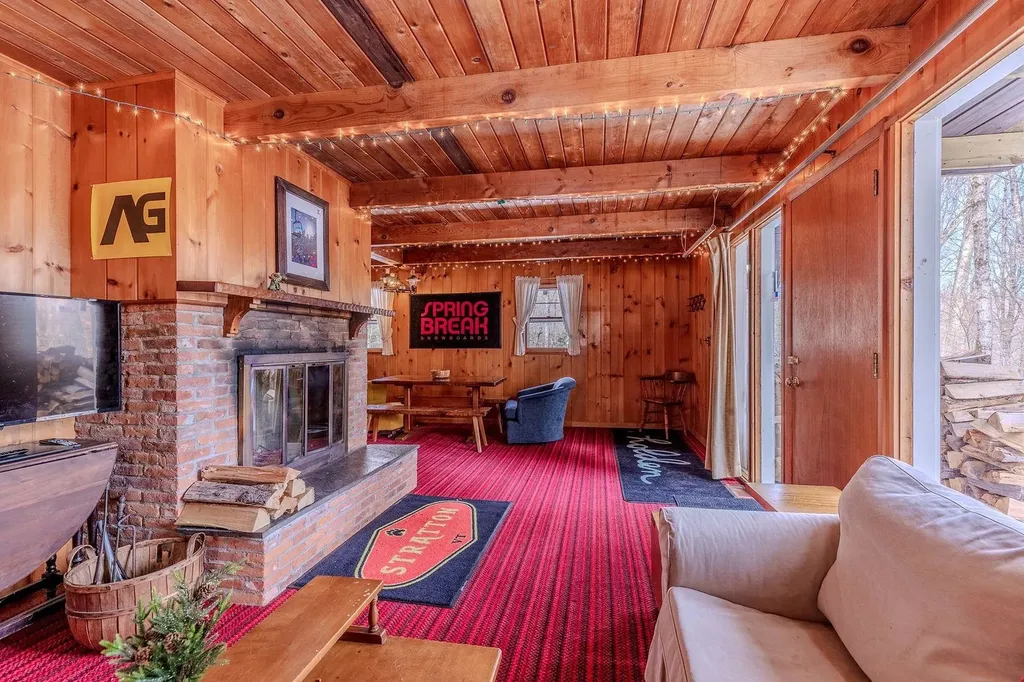 8 Winhall Woods Road Winhall VT 05340