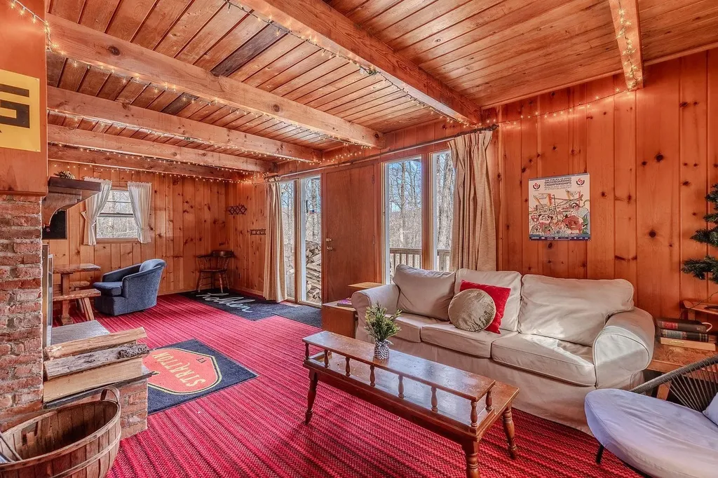 8 Winhall Woods Road Winhall VT 05340