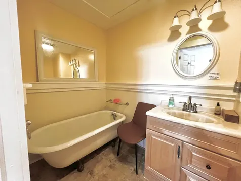 62 Merchants Row Rutland City VT 05701