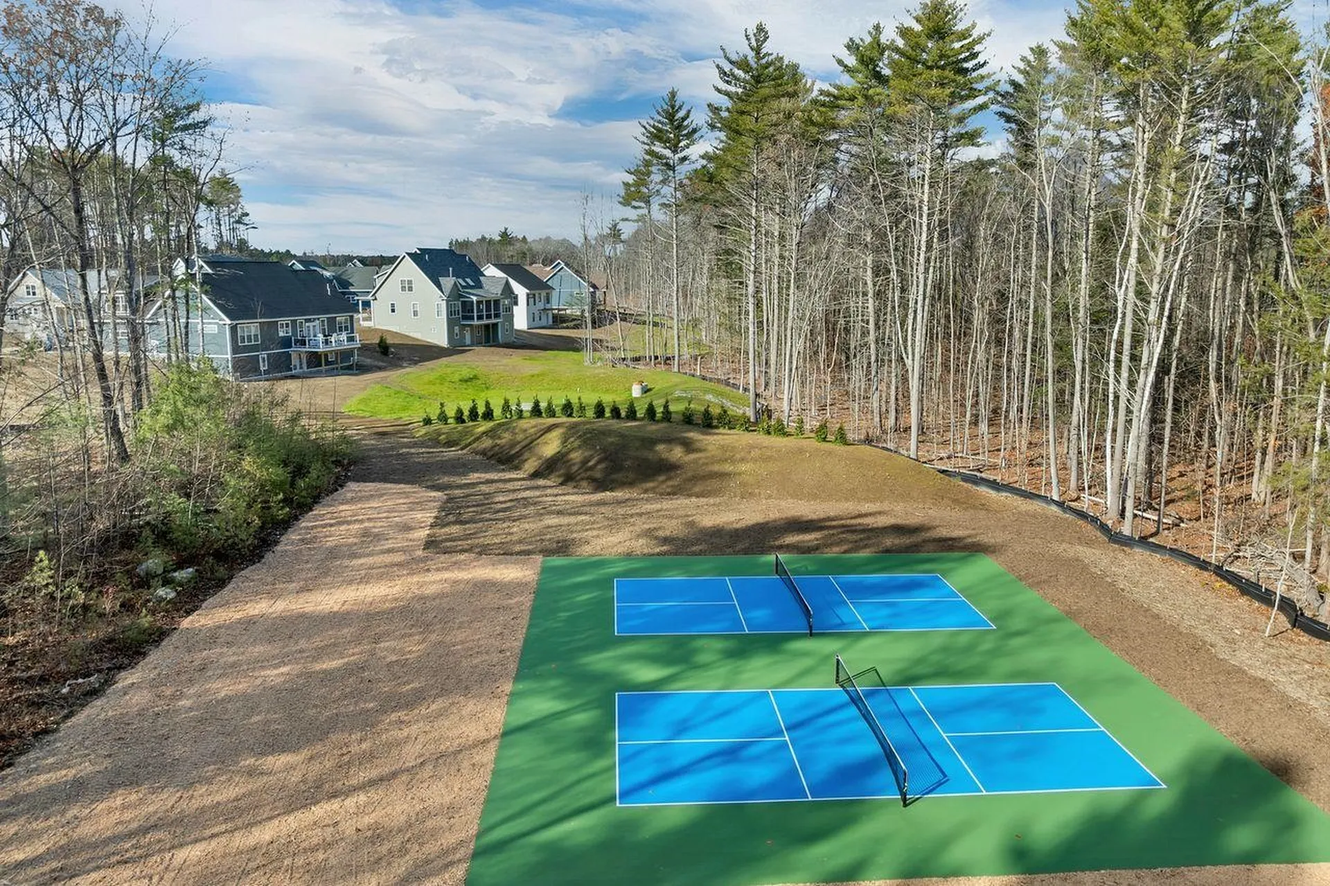 44 Lady Walsingham Way Laconia NH 03246