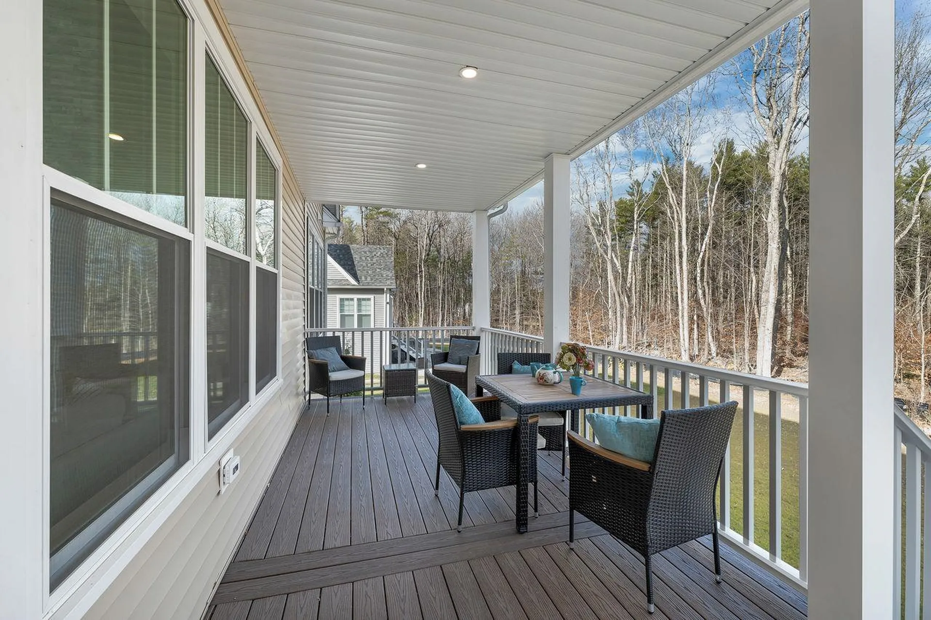 44 Lady Walsingham Way Laconia NH 03246