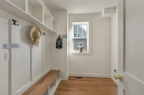 44 Lady Walsingham Way Laconia NH 03246