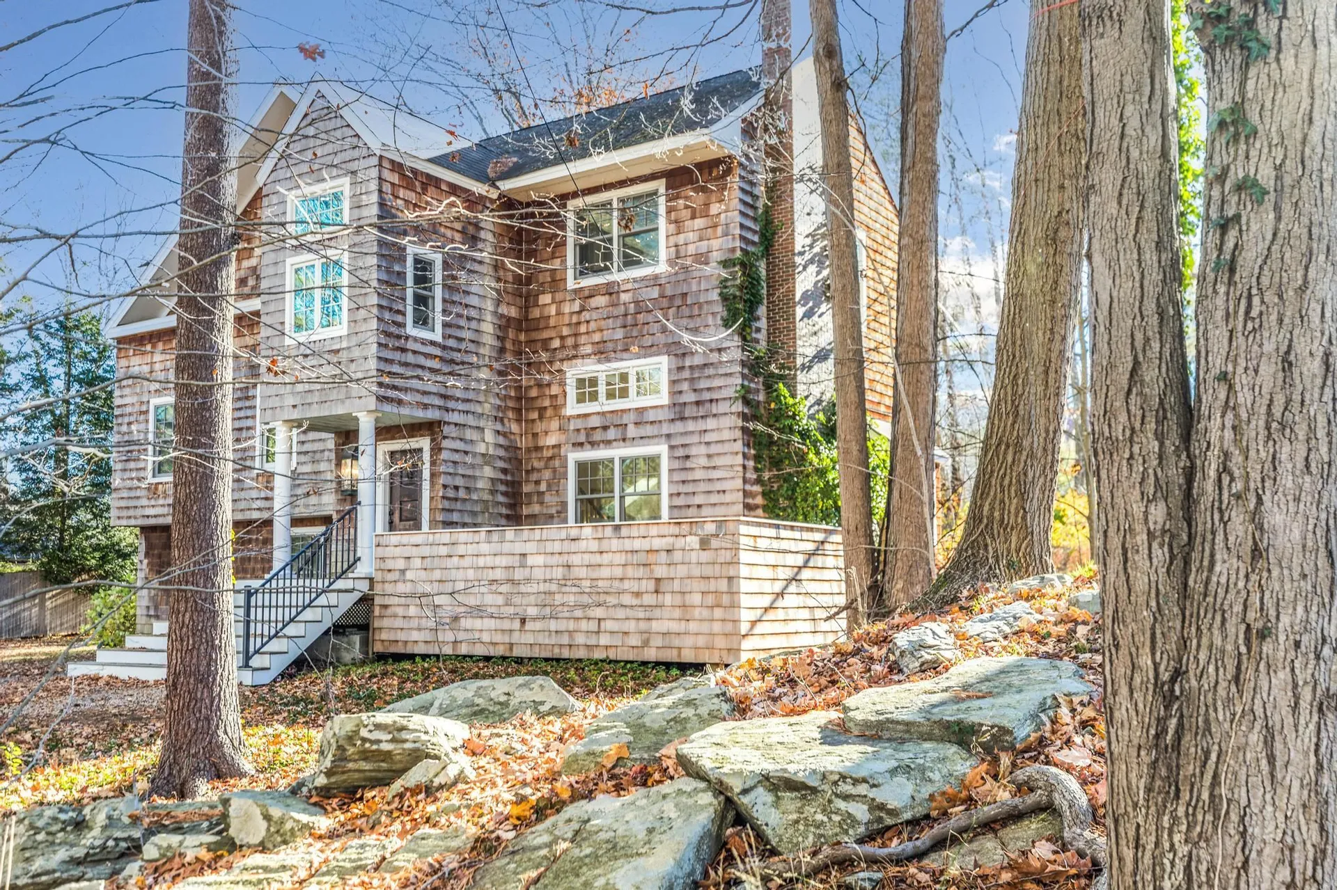 18 Mainmast Circle New Castle NH 03854