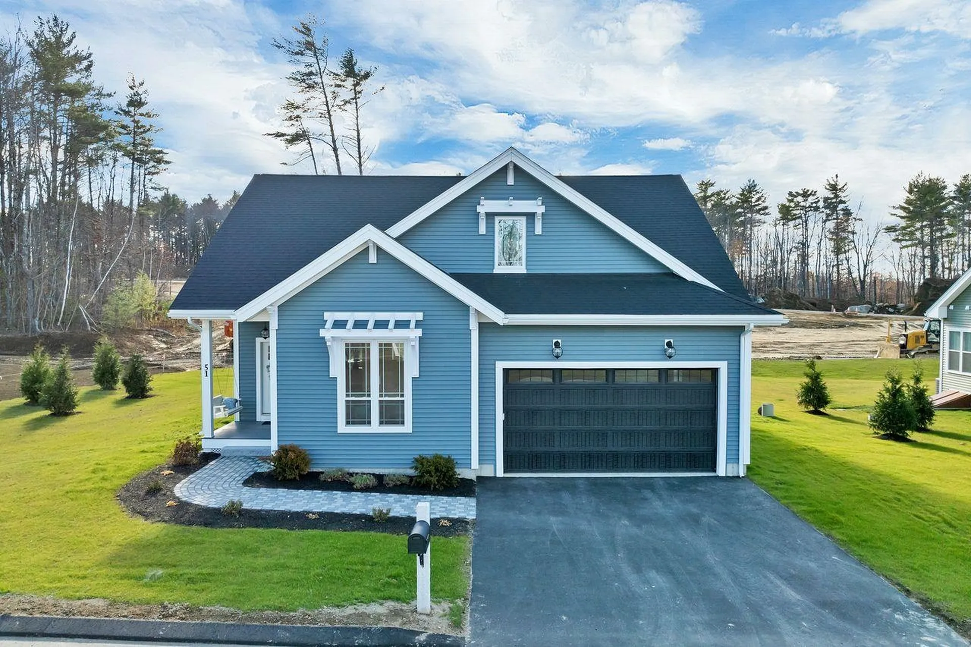 51 Lady Walsingham Way Laconia NH 03246