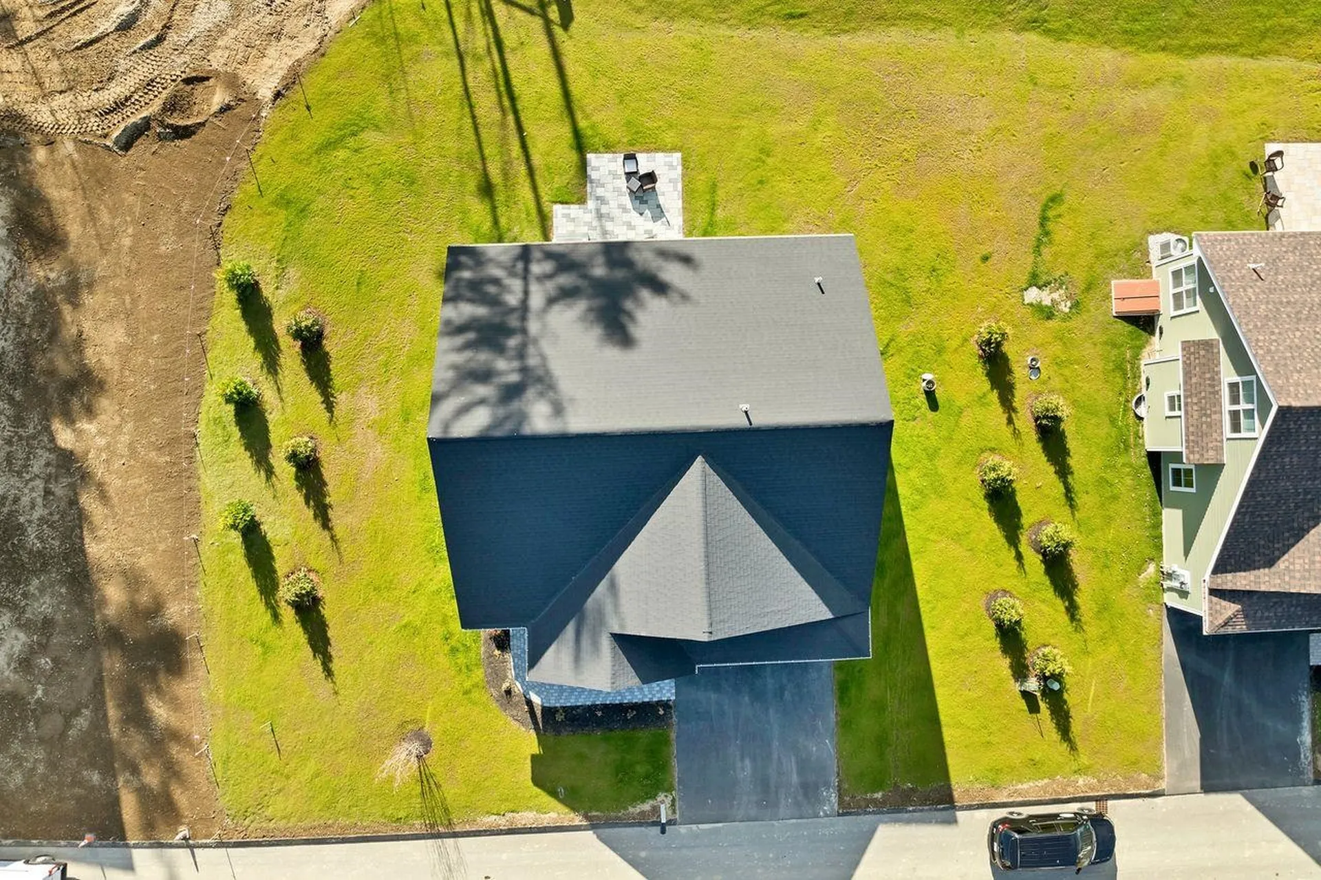 51 Lady Walsingham Way Laconia NH 03246