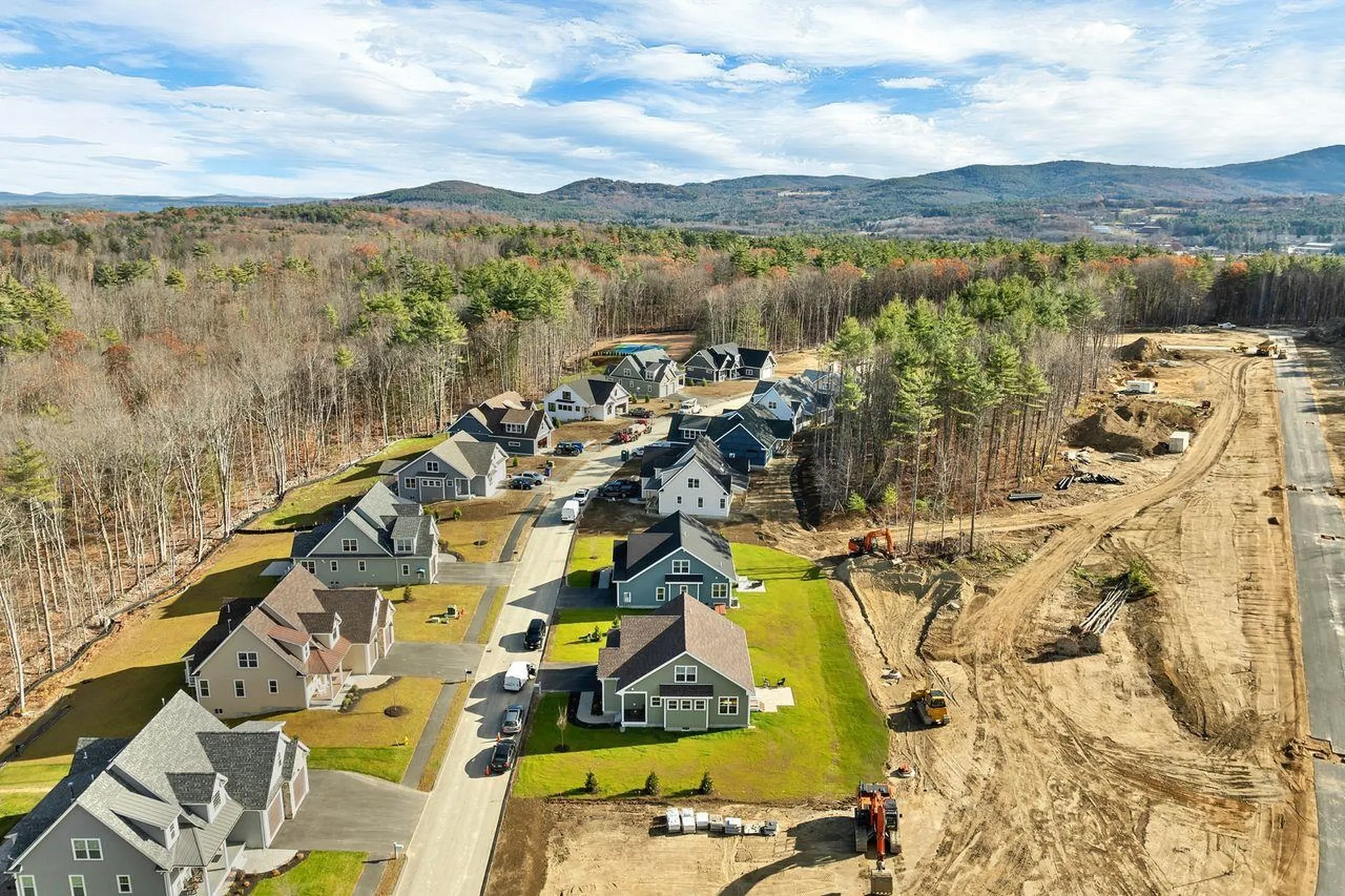 51 Lady Walsingham Way Laconia NH 03246