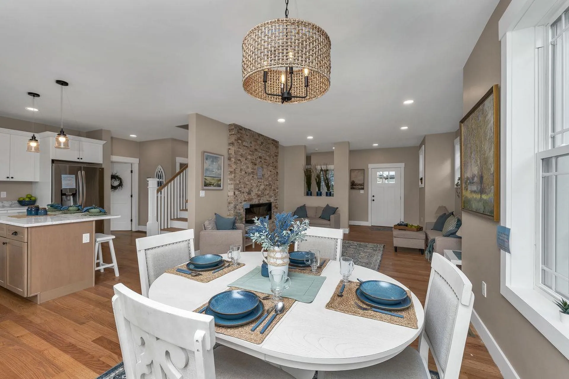 51 Lady Walsingham Way Laconia NH 03246