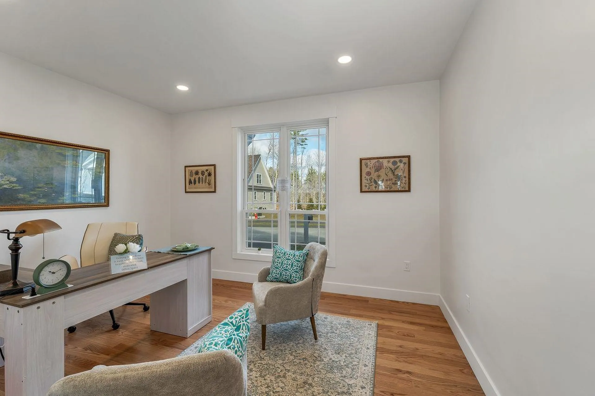 51 Lady Walsingham Way Laconia NH 03246