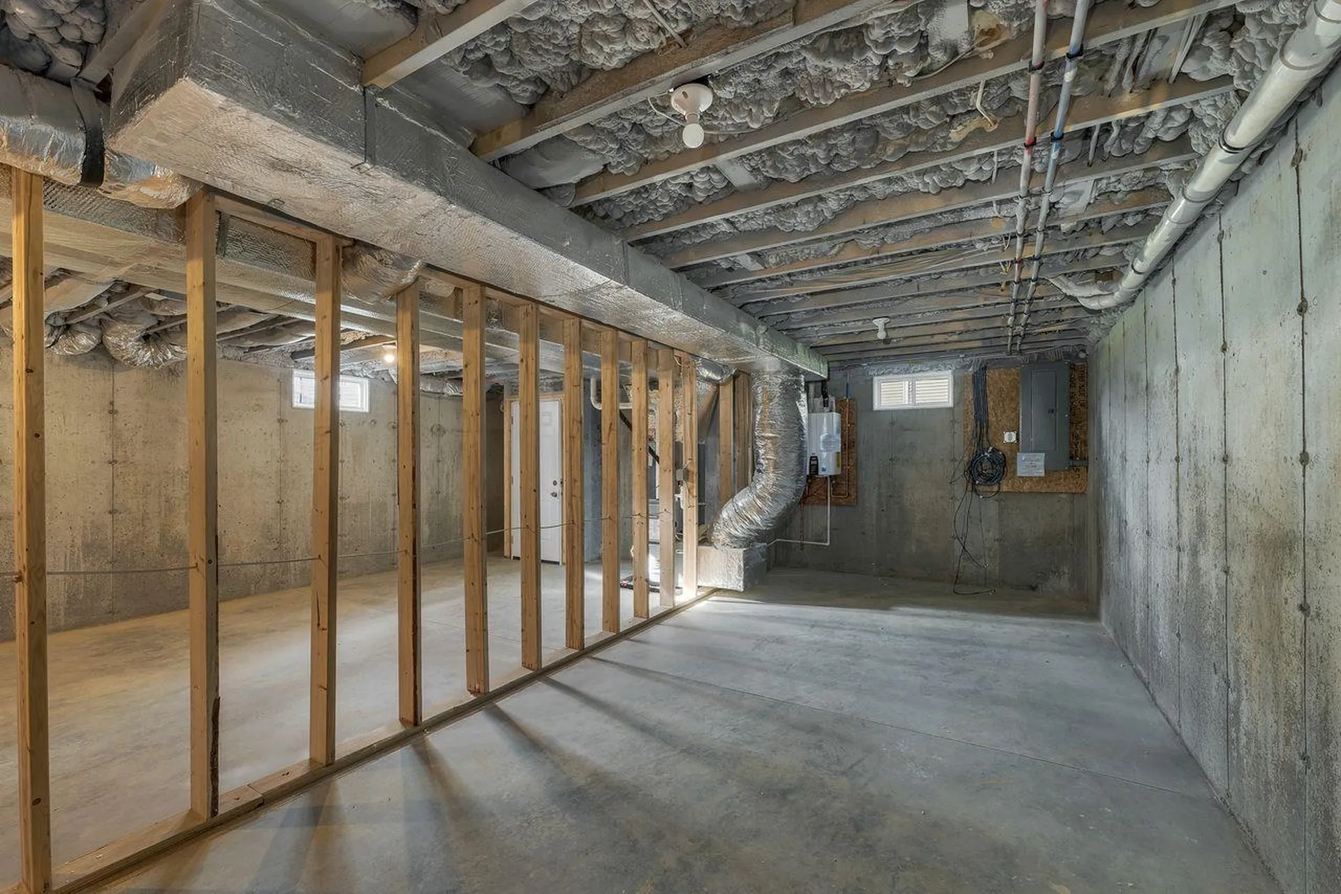 51 Lady Walsingham Way Laconia NH 03246