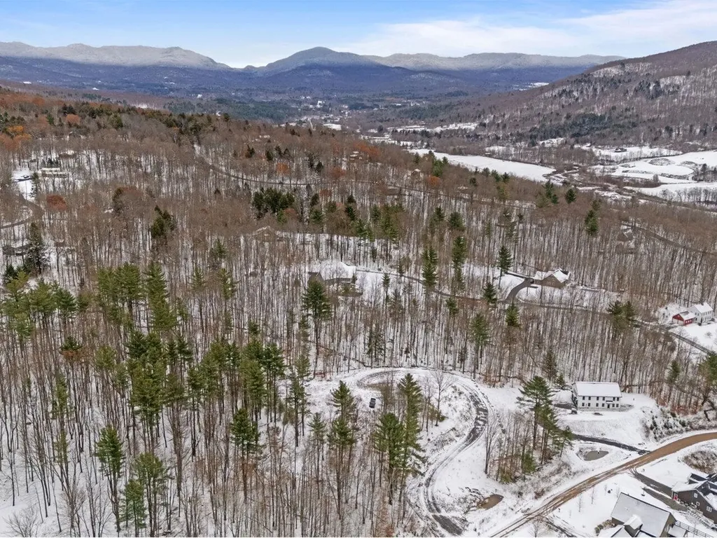 8 Mins Lane Underhill VT 05489