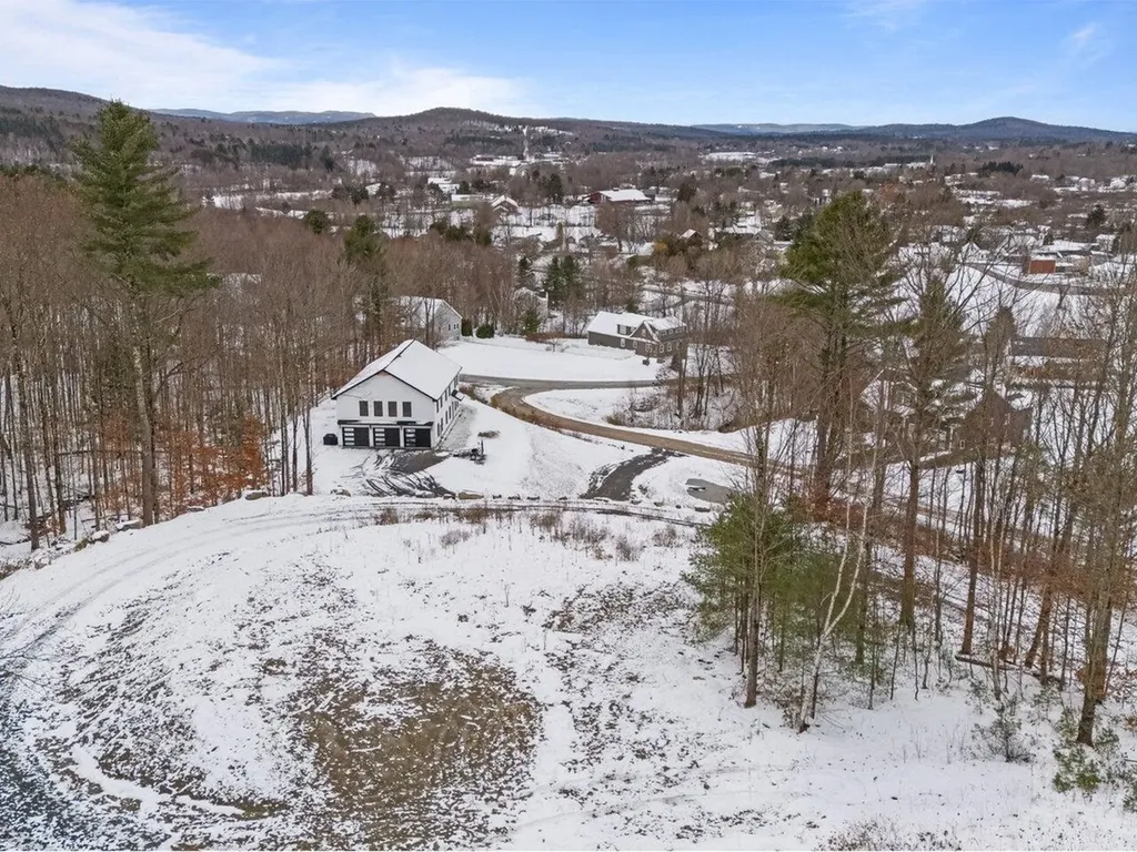 8 Mins Lane Underhill VT 05489